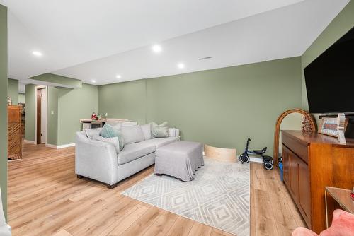 6554 Orchard Hill Road, Vernon, BC - Indoor