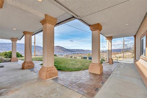 760 Hudson Street, Penticton, BC - Outdoor With Exterior