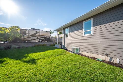 2749 Evergreen Drive, Penticton, BC - Outdoor With Exterior