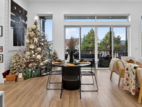 5300 Hedeman Court, Kelowna, BC - Indoor