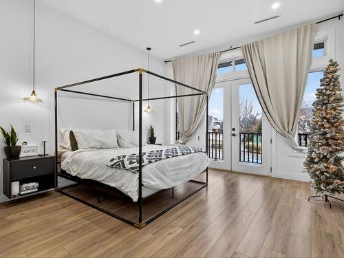 5300 Hedeman Court, Kelowna, BC - Indoor Photo Showing Bedroom