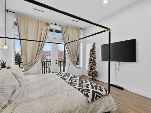 5300 Hedeman Court, Kelowna, BC - Indoor Photo Showing Bedroom