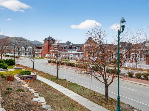 5300 Hedeman Court, Kelowna, BC - Outdoor With View