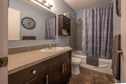 43-2250 Baskin Street, Penticton, BC - Indoor Photo Showing Bathroom