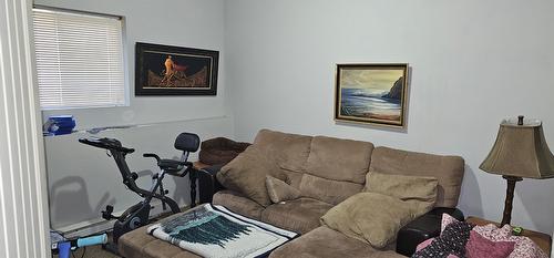 518 Leah Road, Vernon, BC - Indoor Photo Showing Other Room