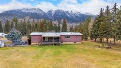 7471 1st Avenue  Fernie, BC V0B 1M5