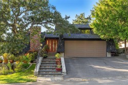 994 Landeen Pl  Saanich, BC V8X 3Z3