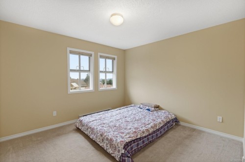 8-500 Marsett Pl, Saanich, BC 