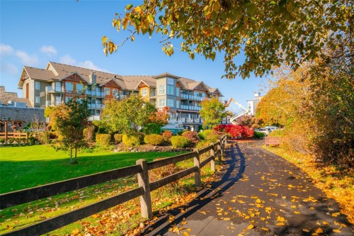 310D-1730 Riverside Lane, Courtenay, BC - Outdoor With Balcony