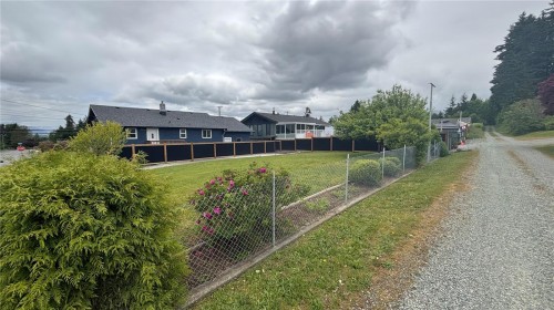 4219 Hollywood St, Port Alberni, BC 