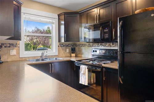 242-1130 Resort Dr, Parksville, BC 