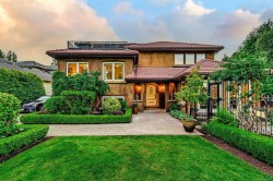 5388 Parker Ave  Saanich, BC V8Y 2M9