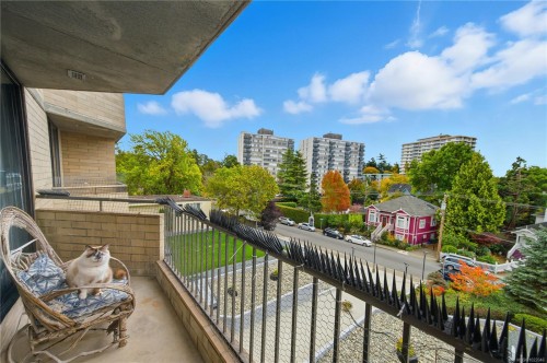 401-620 Toronto St, Victoria, BC - Outdoor With Exterior