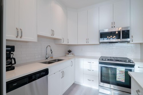 2013 Mountain Vista Dr, Nanaimo, BC 