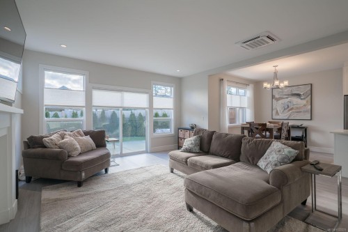 2013 Mountain Vista Dr, Nanaimo, BC 