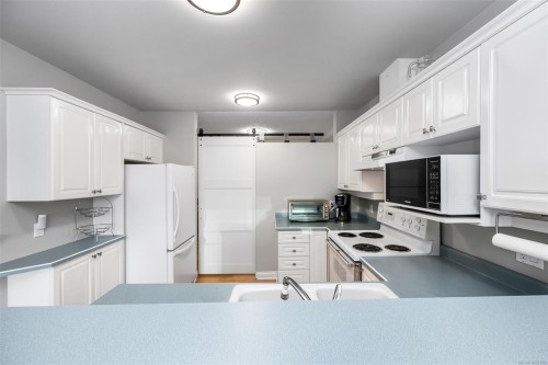 306-405 Quebec St, Victoria, BC - Indoor Photo Showing Kitchen