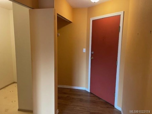 412-1050 Braidwood Rd, Courtenay, BC - Indoor Photo Showing Other Room