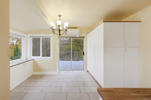 3312 Kingsley St, Saanich, BC 