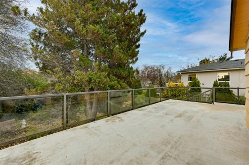 3312 Kingsley St, Saanich, BC 