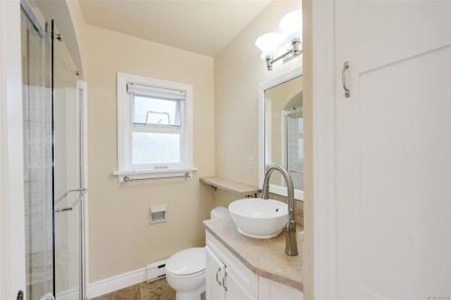 3312 Kingsley St, Saanich, BC 