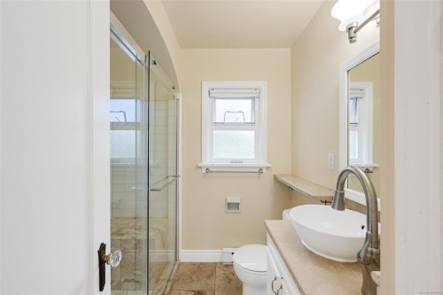 3312 Kingsley St, Saanich, BC 