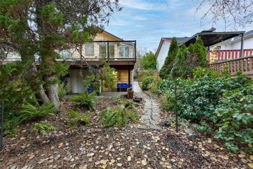 3312 Kingsley St, Saanich, BC 