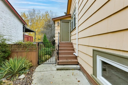 3312 Kingsley St, Saanich, BC 