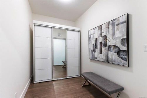 211-960 Reunion Ave, Langford, BC - Indoor Photo Showing Other Room