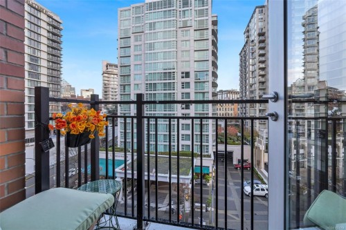 N607-737 Humboldt St, Victoria, BC - Outdoor With Facade