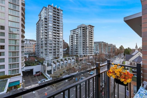 N607-737 Humboldt St, Victoria, BC - Outdoor With Balcony With Facade