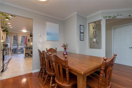 33-909 Admirals Rd, Esquimalt, BC 