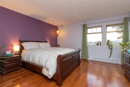 33-909 Admirals Rd, Esquimalt, BC 