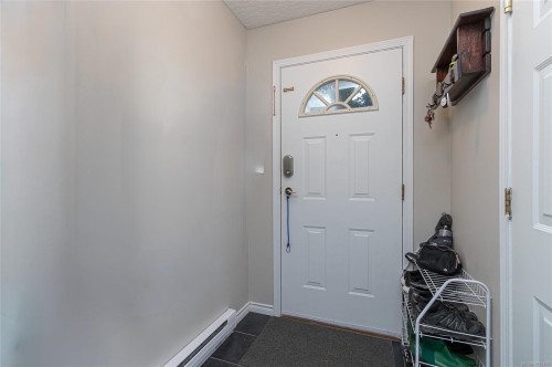 33-909 Admirals Rd, Esquimalt, BC 