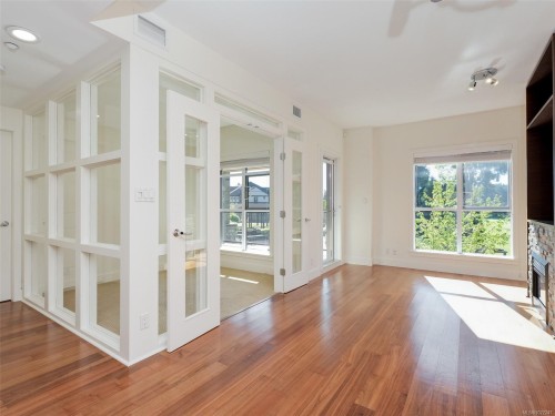 218-1400 Lynburne Pl, Langford, BC - Indoor Photo Showing Other Room