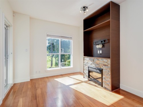 218-1400 Lynburne Pl, Langford, BC - Indoor Photo Showing Living Room With Fireplace