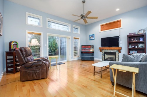 5-2300 Murrelet Dr, Comox, BC 