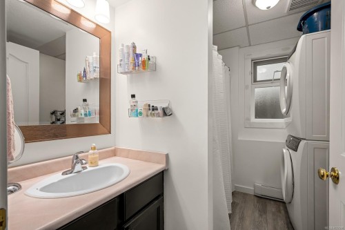 113 Mitchell Pl, Courtenay, BC 