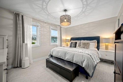 113 Mitchell Pl, Courtenay, BC 