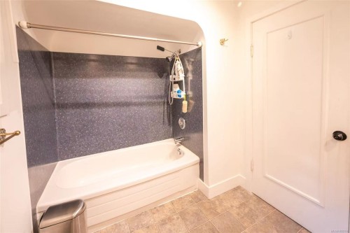 3956 Cedar Hill Cross Rd, Saanich, BC 