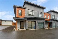 5-119 Moilliet St  Parksville, BC V9P 1K6