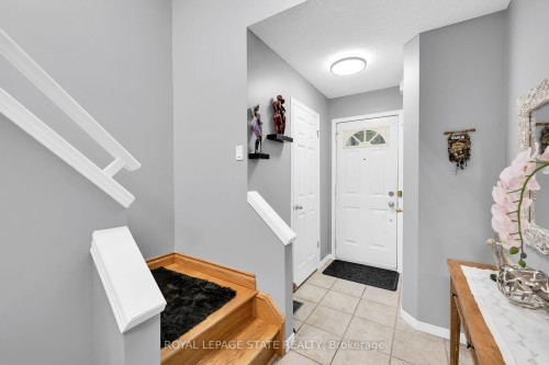 5 Vulcan Court, Hamilton, ON - Indoor Photo Showing Other Room