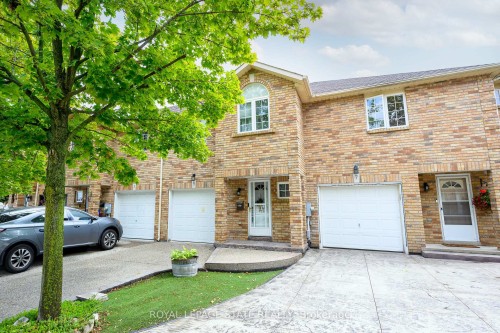 5 Vulcan Court, Hamilton, ON - Outdoor