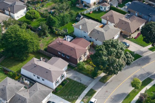 254 Louis Drive, Mississauga, ON - Outdoor With View
