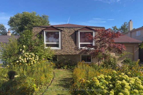 254 Louis Drive, Mississauga, ON - Outdoor