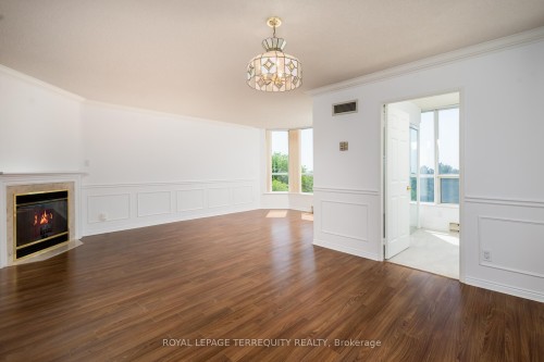 629-10 Guildwood Parkway, Toronto, ON - Indoor With Fireplace