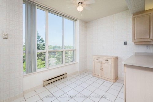 629-10 Guildwood Parkway, Toronto, ON - Indoor