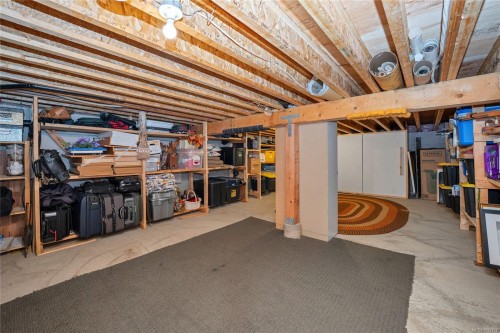 2229 Arbutus Rd, Saanich, BC 