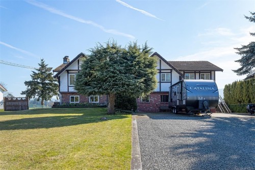 6627 Lakes Rd, Duncan, BC 