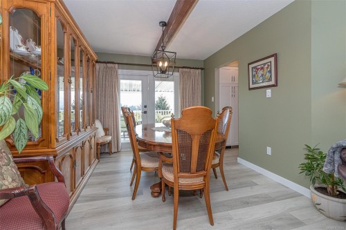 6627 Lakes Rd, Duncan, BC 