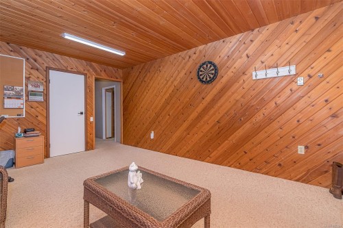 6627 Lakes Rd, Duncan, BC 